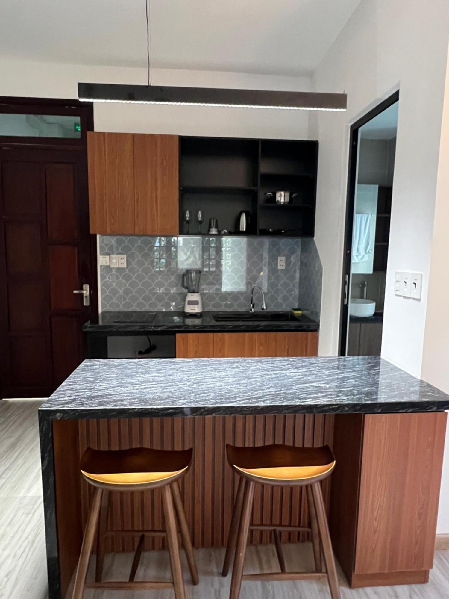 Renovated Near My Khe Cozy And Quiet Boutique Apartment